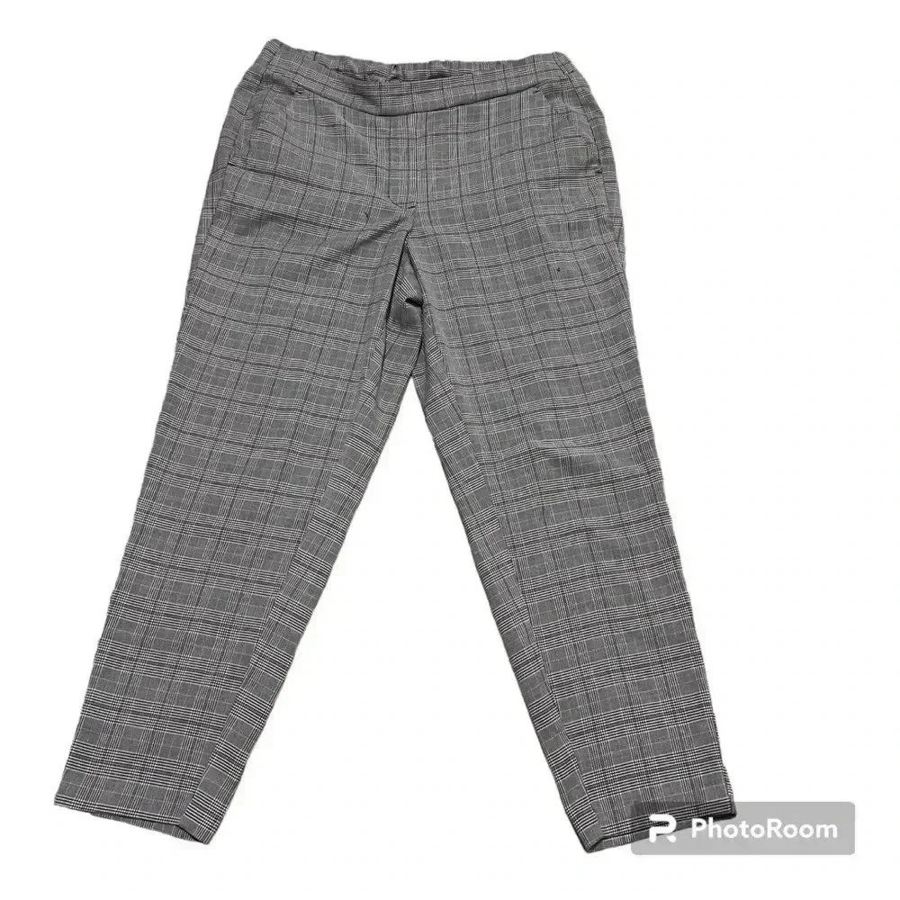 Nine West Plaid gray whit red women's ankle pants size large